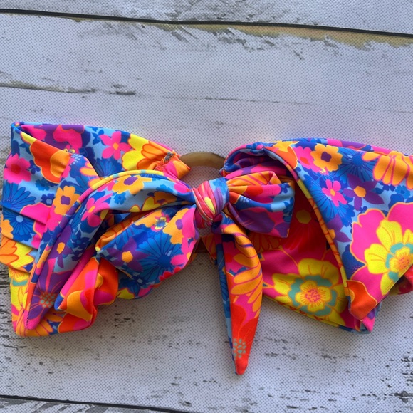 Kulani Kinis Blue Pink Yellow Floral Bikini Top SMALL - Picture 7 of 9